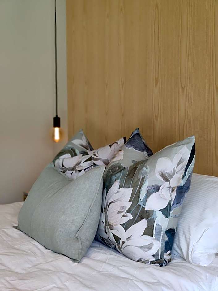 Tussock Hill Vineyard Retreats