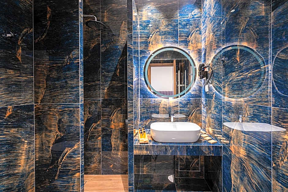 FLOARA DI MUNTE Forest Luxury Suites