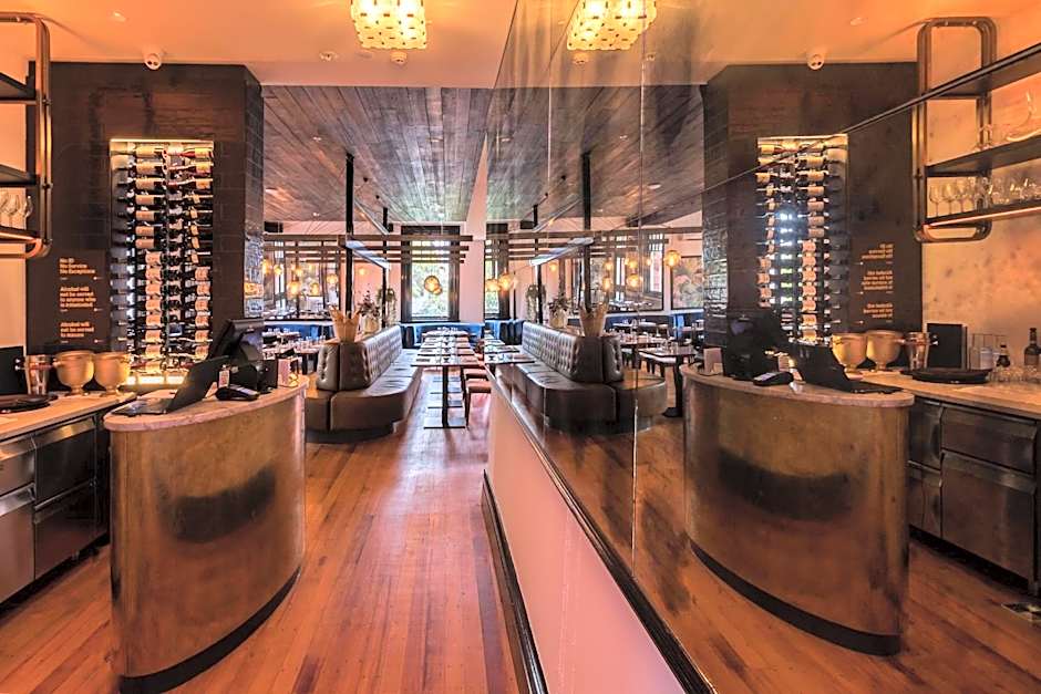 Clarence Boutique Hotel