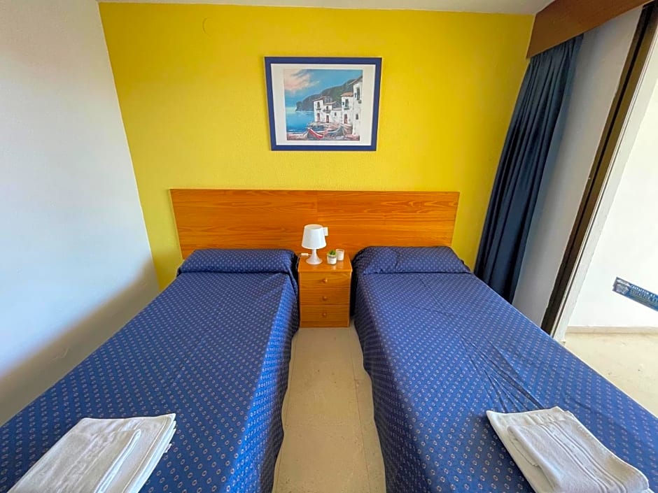 Apartamentos Gemelos 2 y 4 by Gestaltur