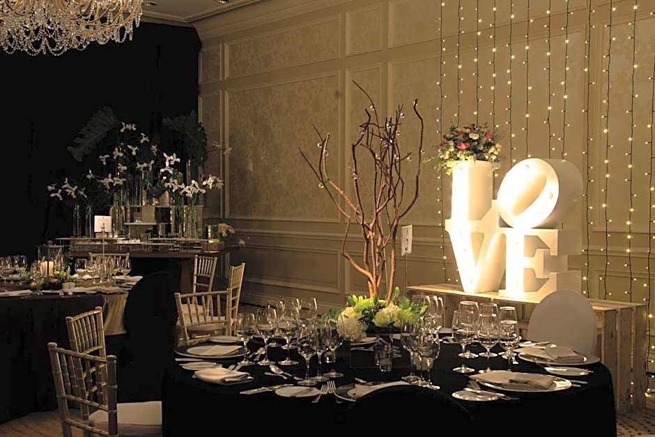 The Ritz-Carlton Santiago