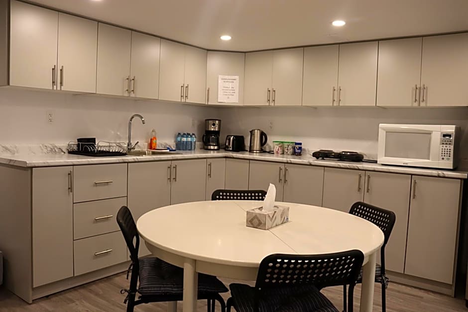 Cozy place, 15 min to Niagara Falls & USA border.