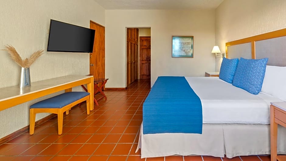 Park Royal Homestay Los Cabos