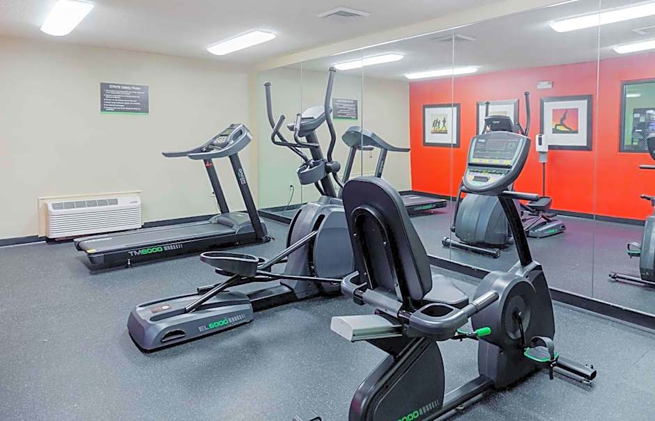 Extended Stay America Select Suites - Raleigh - RTP - 4610 Miami Blvd.