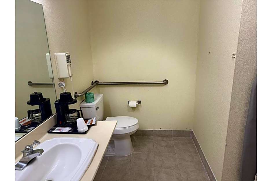 Budget Inn By Belvilla St George I-95