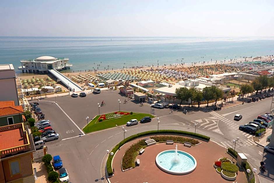 Hotel Palace