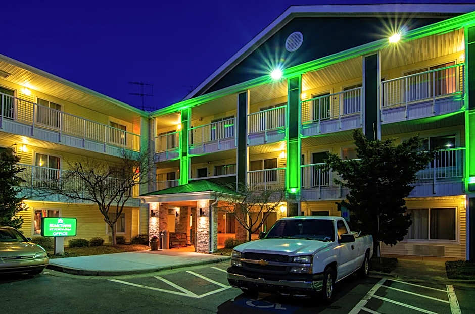 HomeTowne Studios Winston-Salem - University Pkwy