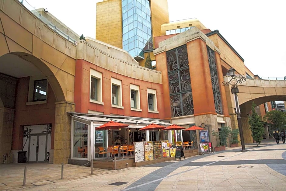 Kawasaki Station Inn