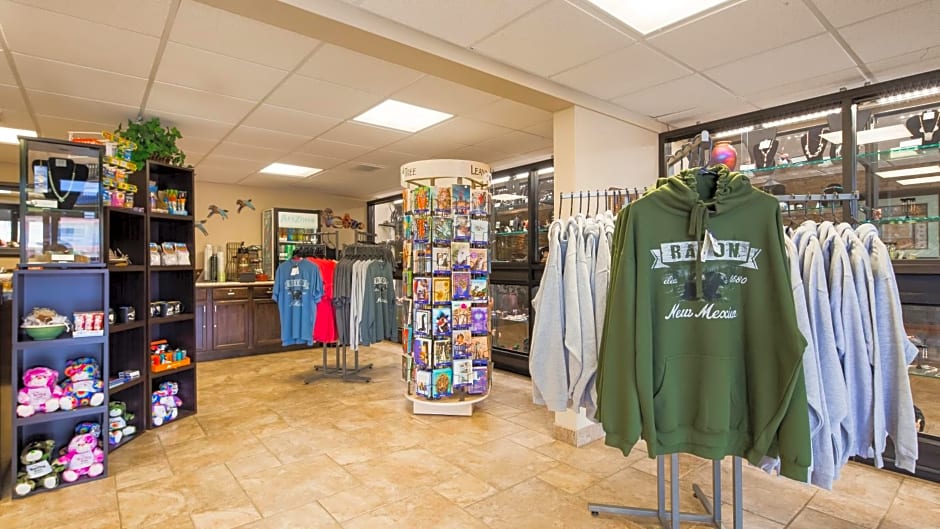 Best Western Plus Raton Hotel