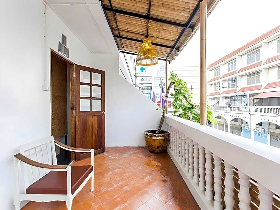 Stockhome Hostel Ayutthaya