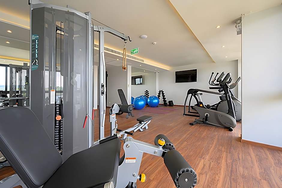 Tour De Phuket Hotel