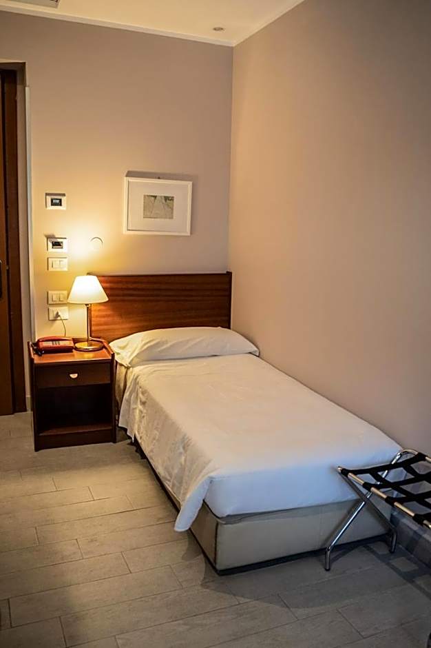 Hotel Mediterraneo