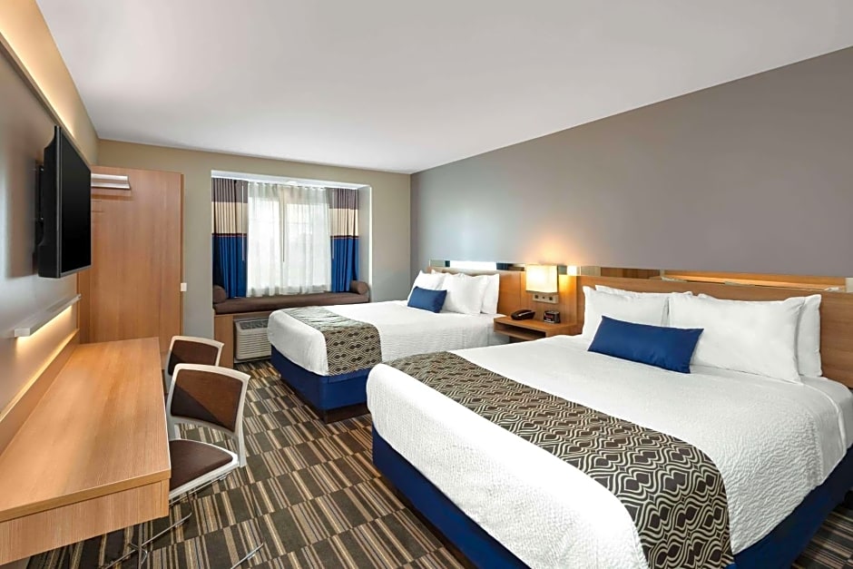 Microtel Inn & Suites by Wyndham Farmington