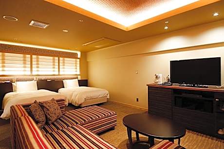 Grande Twin Room (SOLA - Type H) - No Smoking (3rd Floor)