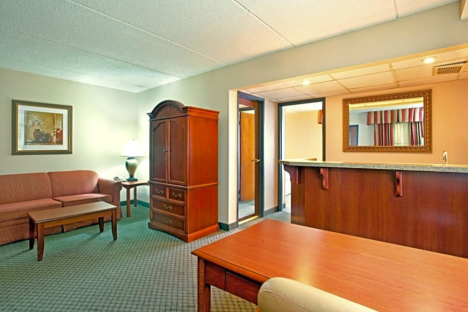 Holiday Inn Express Milwaukee - West Medical Center By IHG