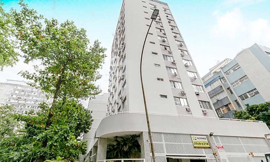 Tabas Maravilhoso apê 3 quartos Leblon LB0035