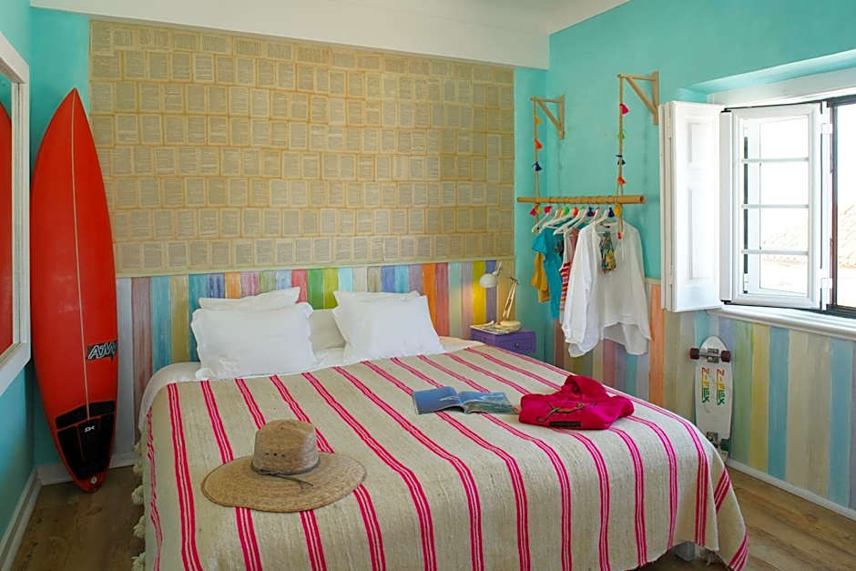 Chill in Ericeira Surf House