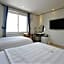 Mj Hotel