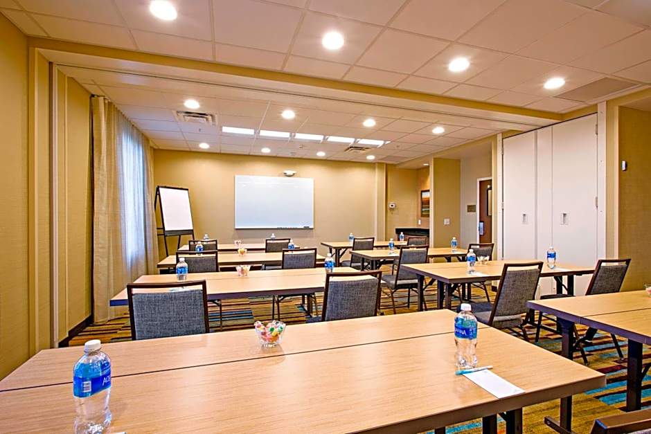Fairfield Inn & Suites by Marriott Phoenix Tempe/Airport