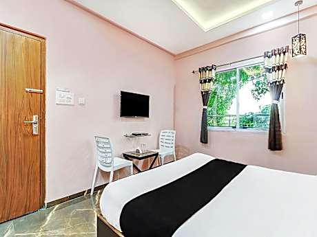 Deluxe Double or Twin