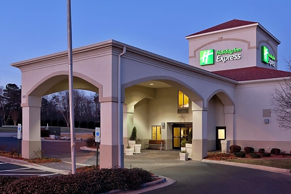 Holiday Inn Express Kernersville, an IHG Hotel