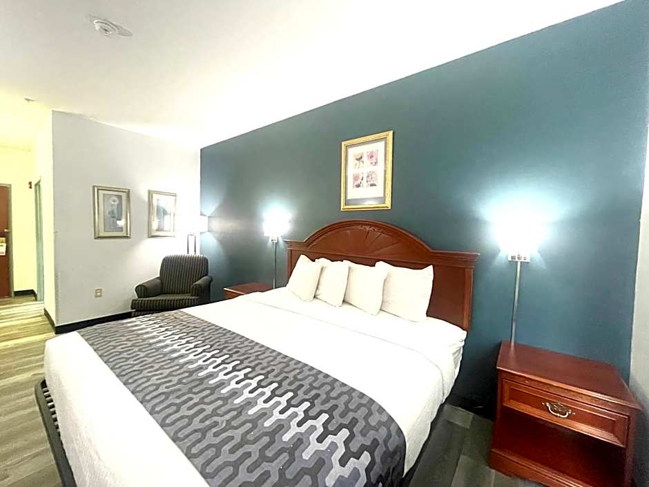 Grand Vista Hotel & Suites
