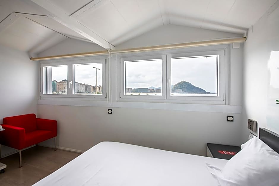 Punta Monpas Hotel