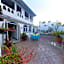 Alexandross Hostel