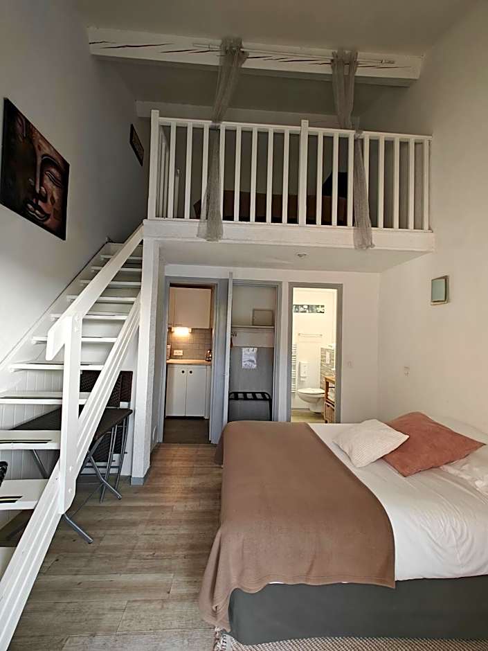 Auberge Des Pins
