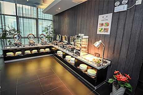 Orange Hotel Zhenjiang Railway Station Wanda Plaza