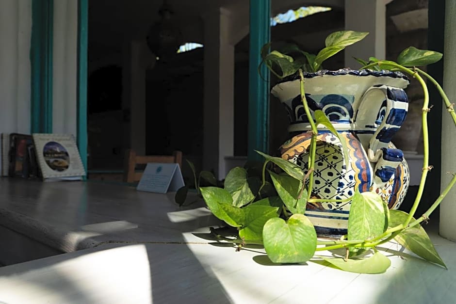Sayulita Central Hotel