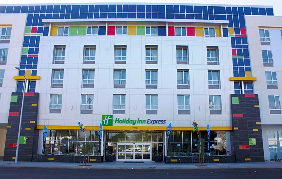 Holiday Inn Express North Hollywood Burbank Area