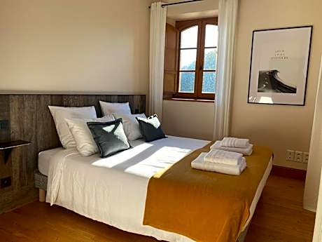 Queen Room with Garden View