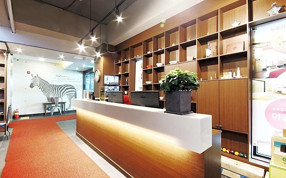 No.1 New Yorker Hotel