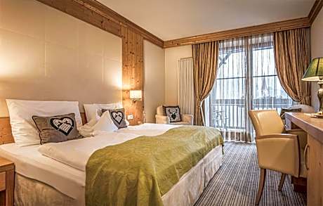 Superior Double Room with "Toerggelen" - PACKAGE