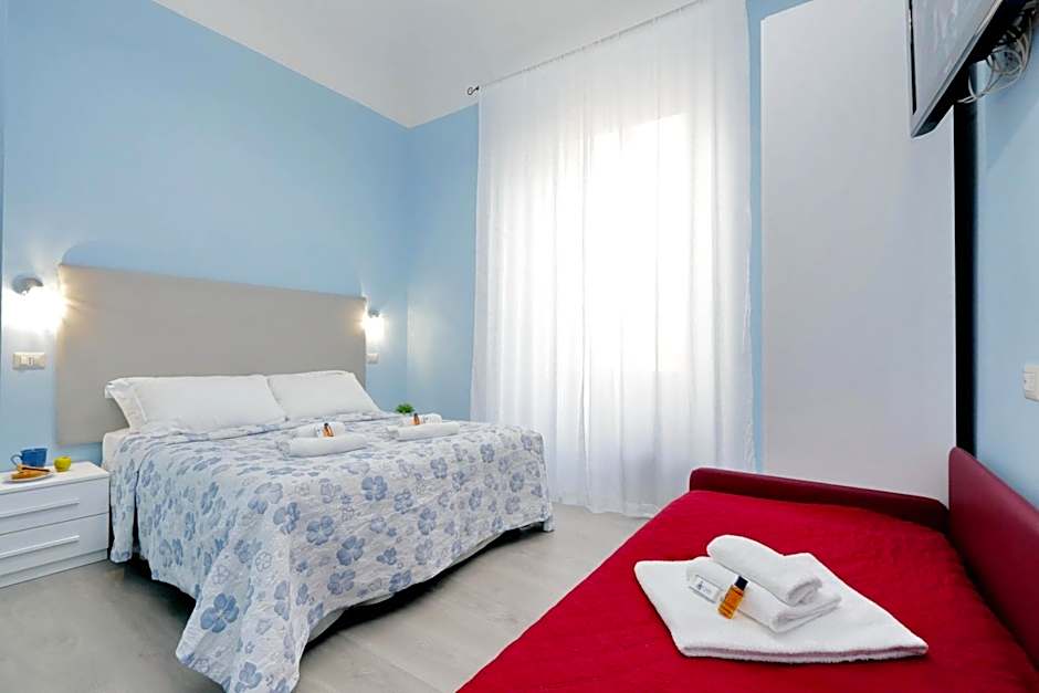 Domus Domas & Boutique - Golden Keys Collection