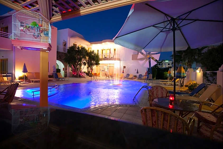 Cosmi Apts Gouves by Estia