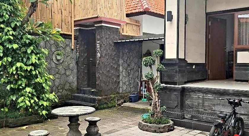 Jukung Villas Kuta