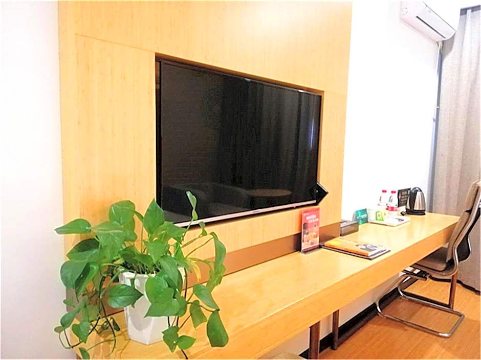 GreenTree Inn Xingtai Julu County Fengqing Road