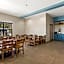 Country Inn & Suites by Radisson, Hinesville, GA