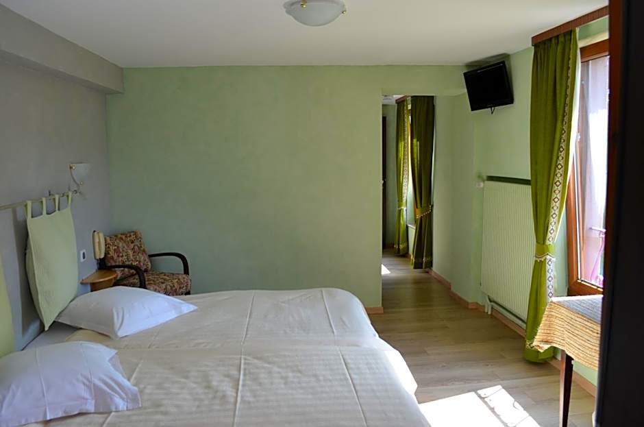 Logis Hotel Les Vosges