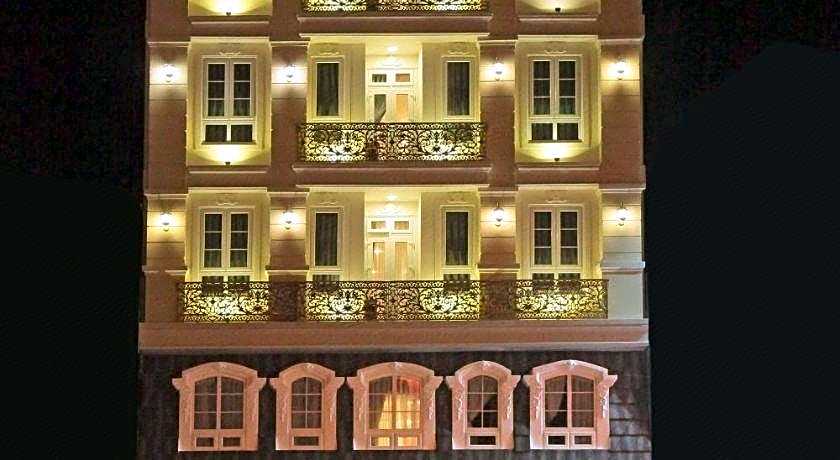 Diamond Hotel