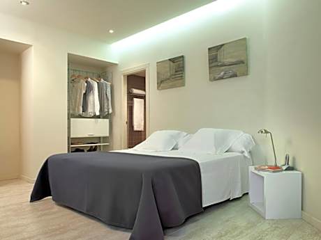 Apartment ( 6 Adults )