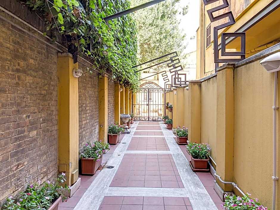Residenza RomAntica – Rome