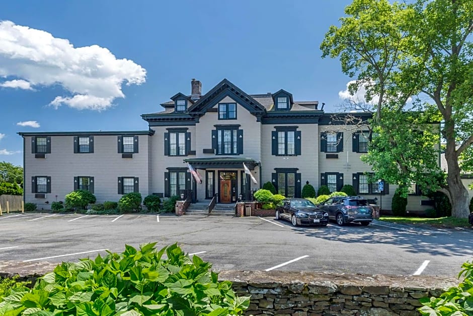 The Carriage House Inn Newport, Ascend Hotel Collection
