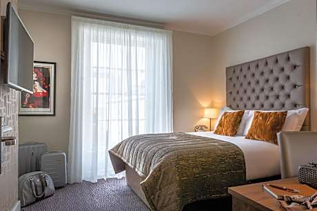 Elegance Double Room