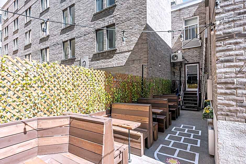 Samesun Montreal Central