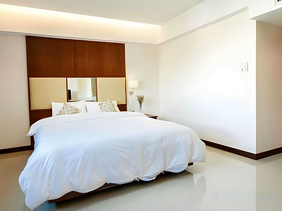 River Hotel The Budget