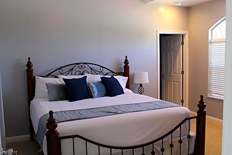 One-Bedroom Cottage