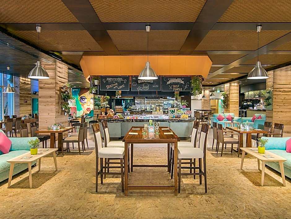 Grand Hyatt Doha Hotel & Villas